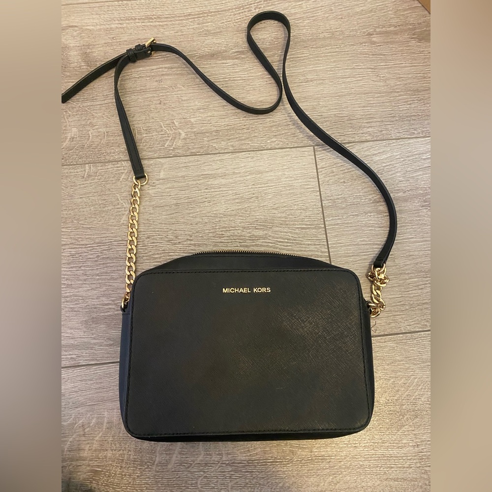Michael Kors Jet Set Large Saffiano Leather Crossbody